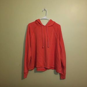 Slightly cropped sweatshirt